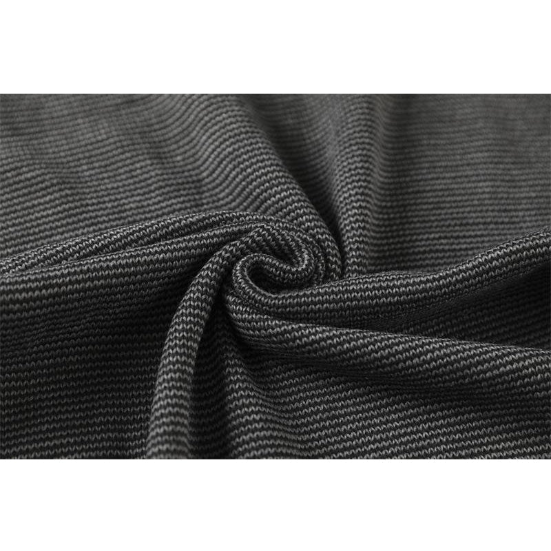 Herren-Pullover mit Rundhalsausschnitt, Kontrast an Hals und Saum, Slim Fit