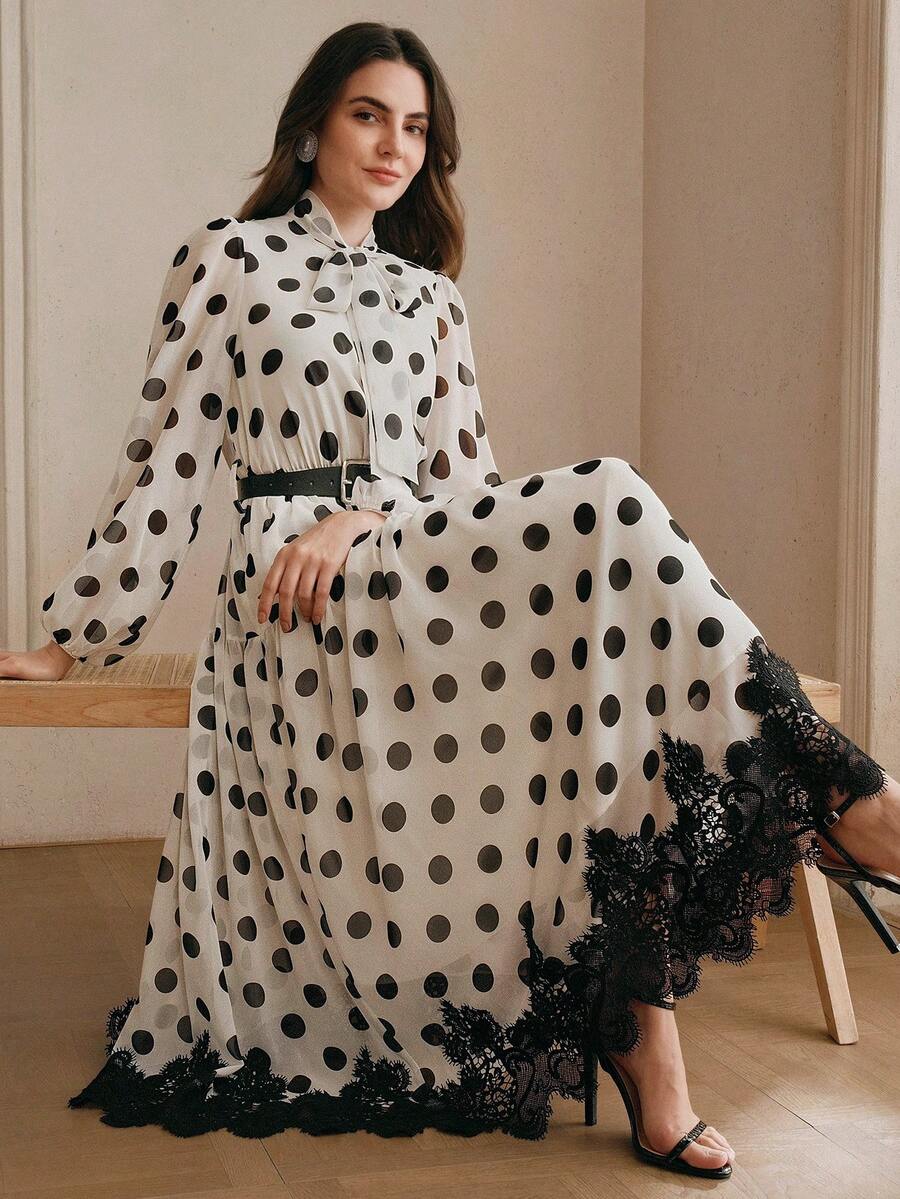 Elegantes Damen-Kleid aus Chiffon mit Polka-Dot-Muster, Spitzendetails und Bindegürtel