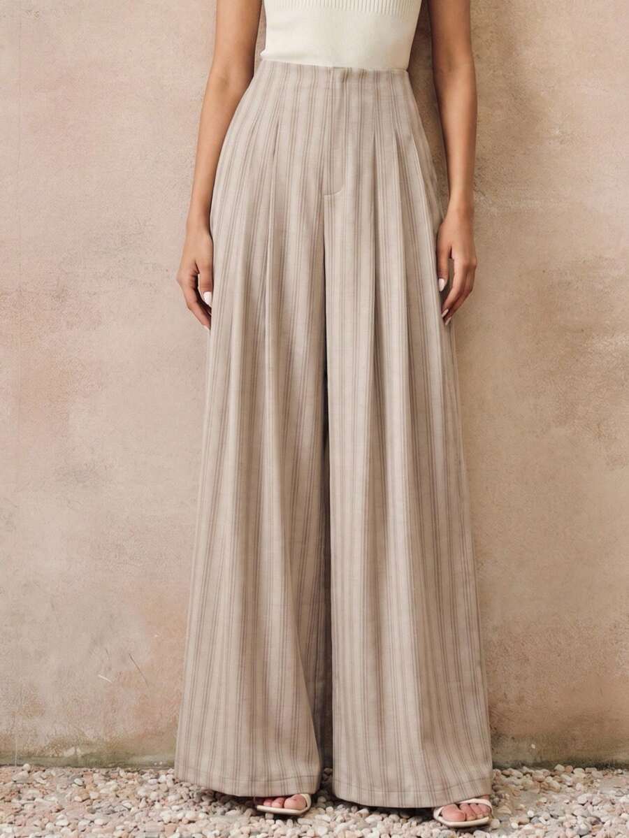 Hochtaillierte, plissierte, gestreifte A-Linien-Hose mit weitem Bein